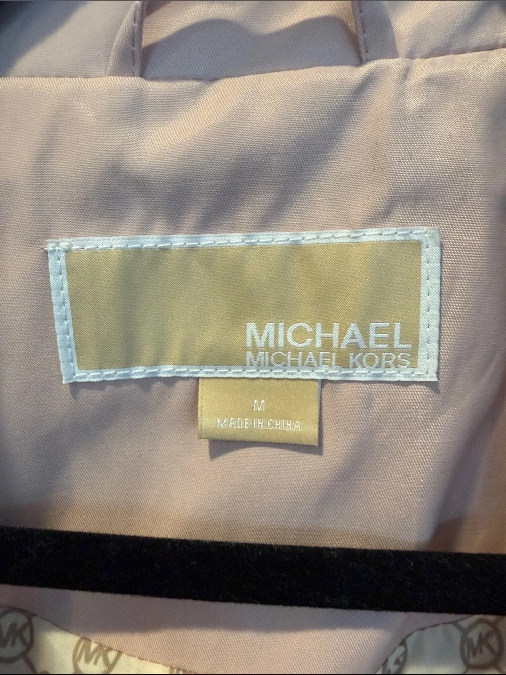 Michael Kors Women’s Single Breasted Trench Coat Color Soft Pink Size M